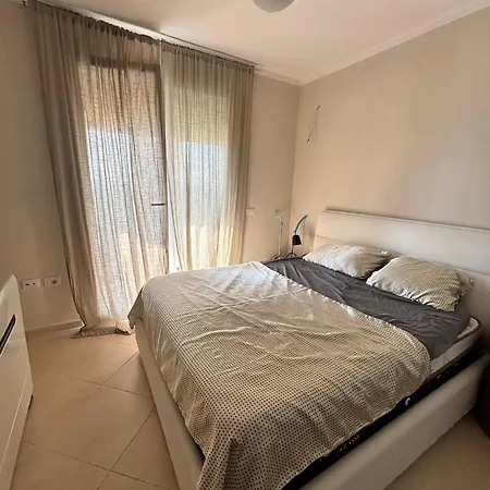 Azure Albania Apartman *